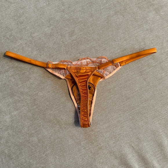 Studio Pia Nora Balconette Bra & Thong, NWOT - Picture 8 of 10